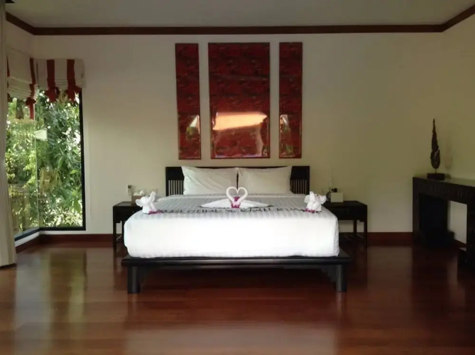 Ban Bua Luxury Villa