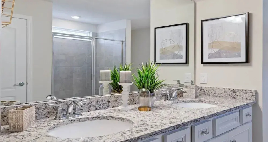 Extraordinary 5BR Private Pool Near Disney Area!