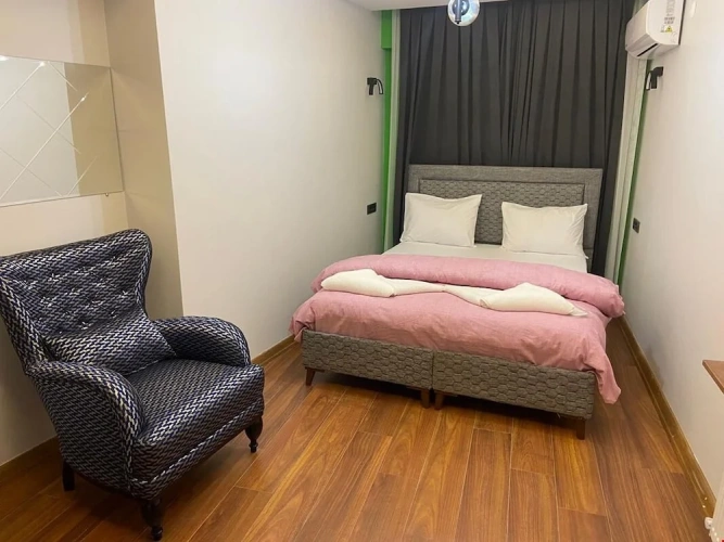 Economy room