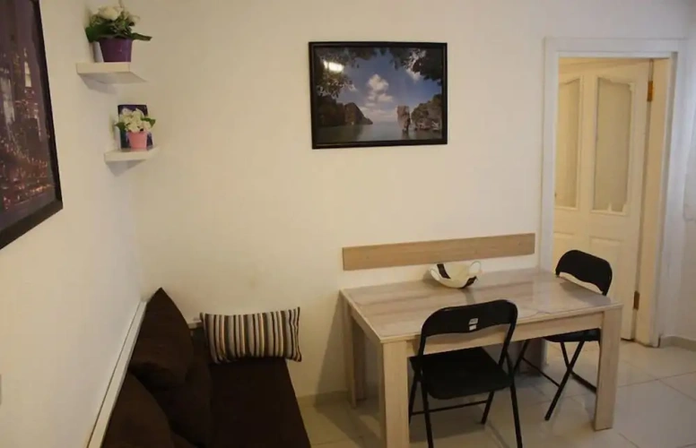 Quadruple Apartment