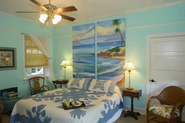 Iao Valley Inn