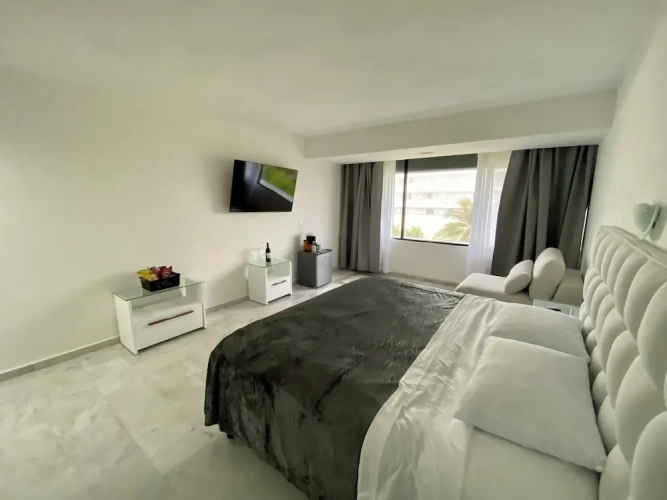 Standard Double room with view