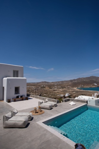 3 Bedrooms Villa