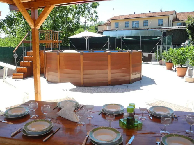 Spacious Holiday Home in Lucca With Swimming Pool