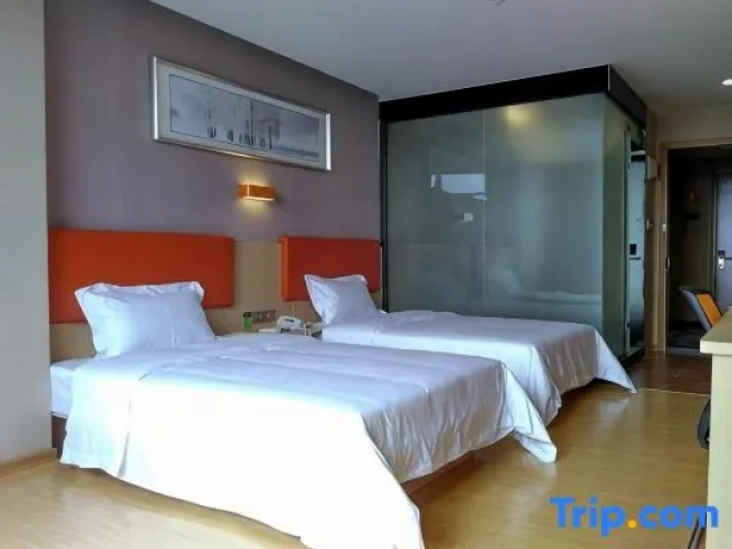 Premium Twin room