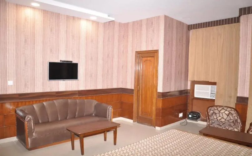 Godwin hotel
