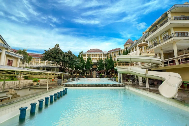 Superior Double room with balcony and with view