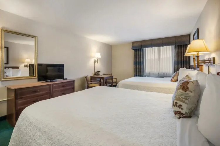 Best Western Baraga Lakeside Inn