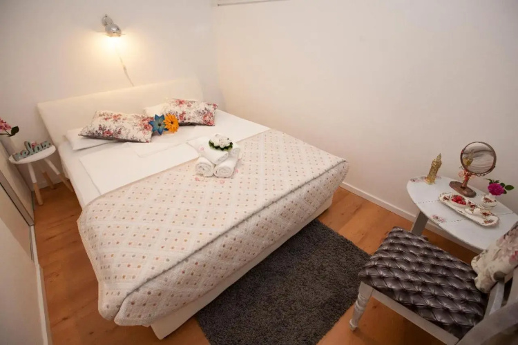 Apartment Ama