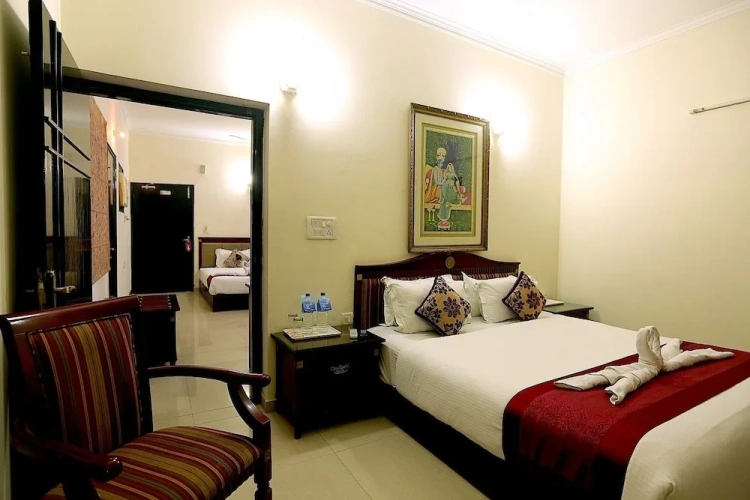 2 Bedrooms Family Suite with balcony