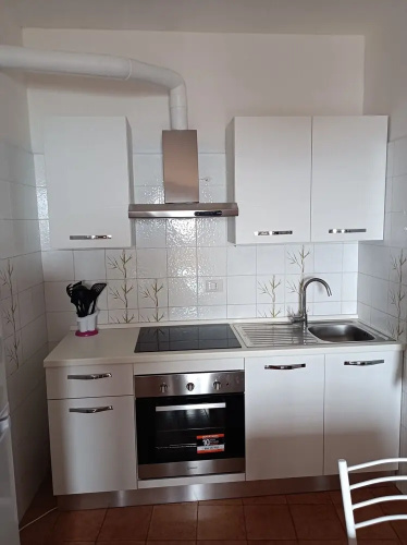 Seafront Apartment for Rent 6 Sleeps Skyscraper