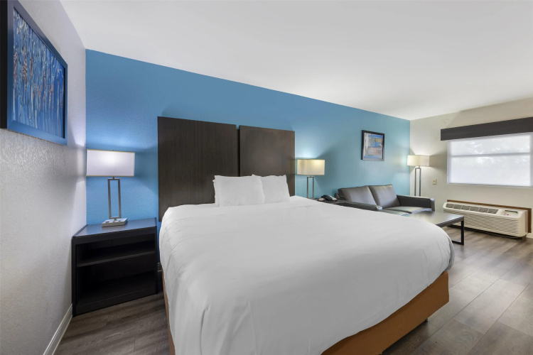 Best Western Fairwinds Inn