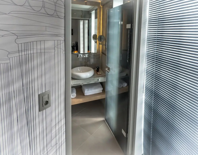 LAVRIS City Suites