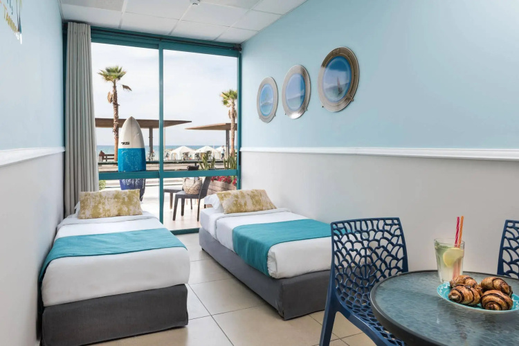 Beachfront Hostel