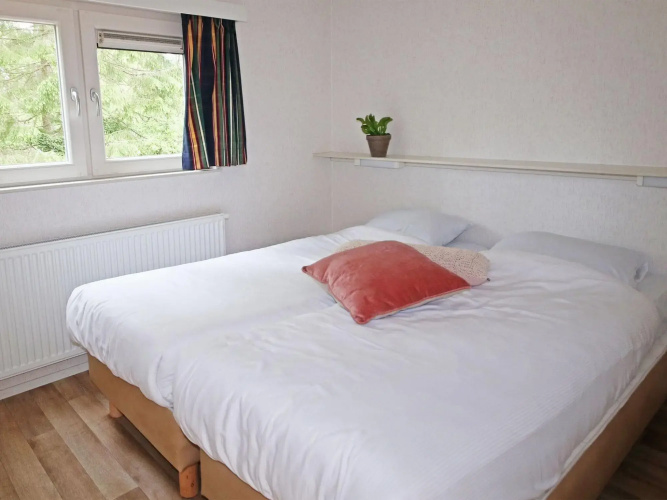 Nice chalet with dishwasher surrounded by greenery