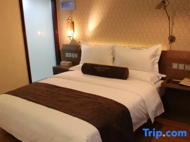 Grand Double room with balcony