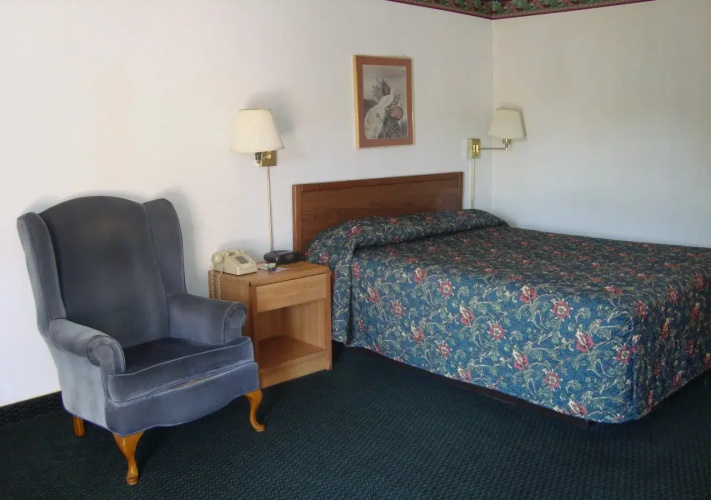Relax Inn Warrenton