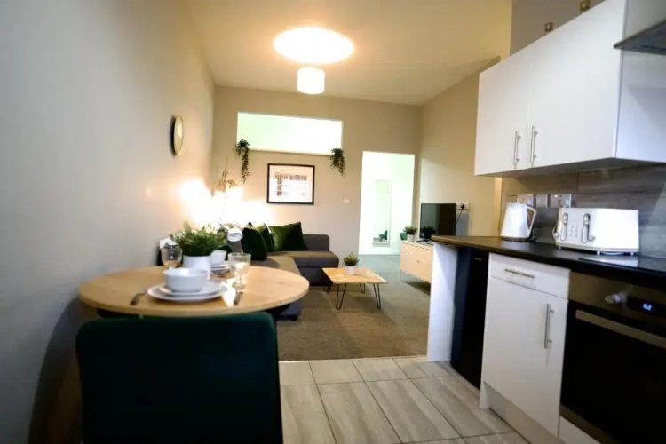 Deluxe Apartment