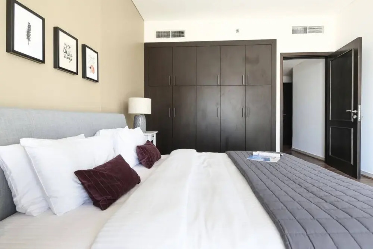 Breathtaking Beach Views in This 2BR in Marina!