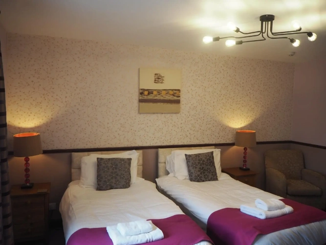 Standard Twin room