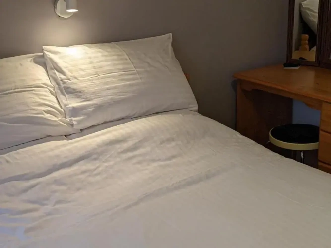 2 Bedrooms Cottage