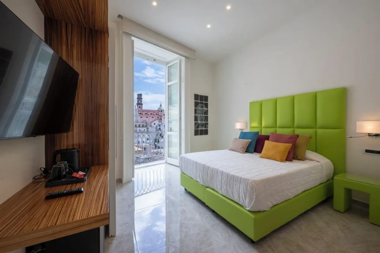 Premium Double room with partial sea view