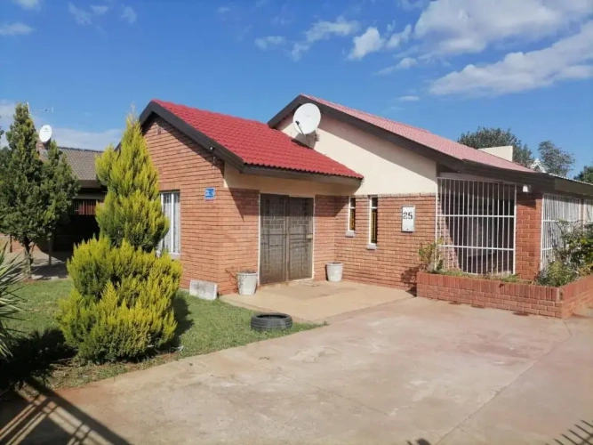 2 Bedrooms Cottage