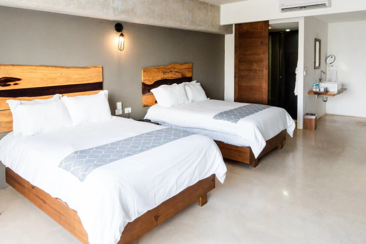Hotel52