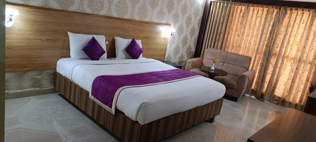 The Monarch Hotel