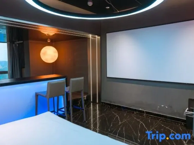 Business Twin room with river view