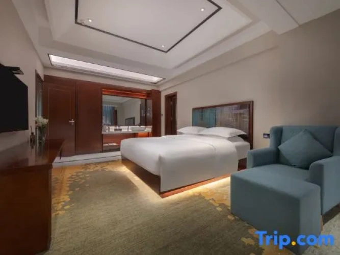 1 Bedroom Deluxe Suite