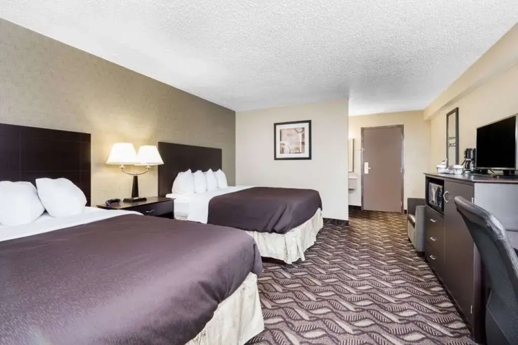 Days Inn Bismarck