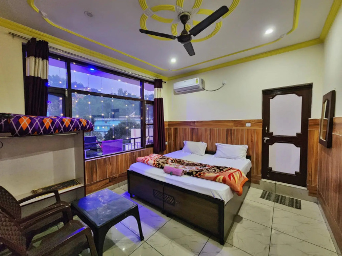 Hotel Royal Taj