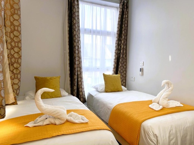 Standard Twin room