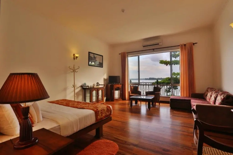 Superior Double room with lake view