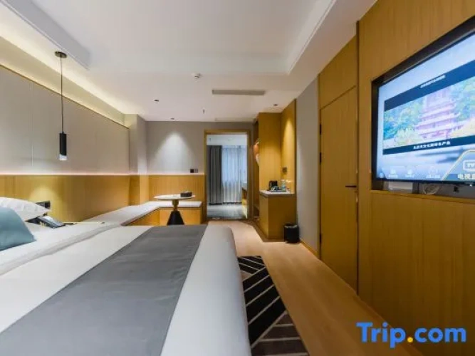 1 Bedroom Suite