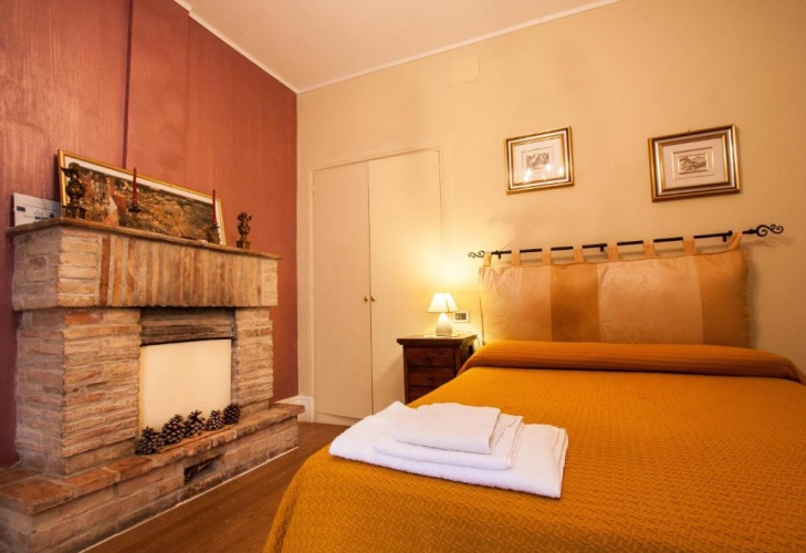 Standard Quadruple room with view