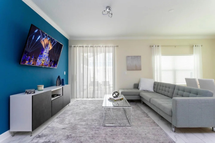 1180 CD - Magical 5BR Townhome With Pool