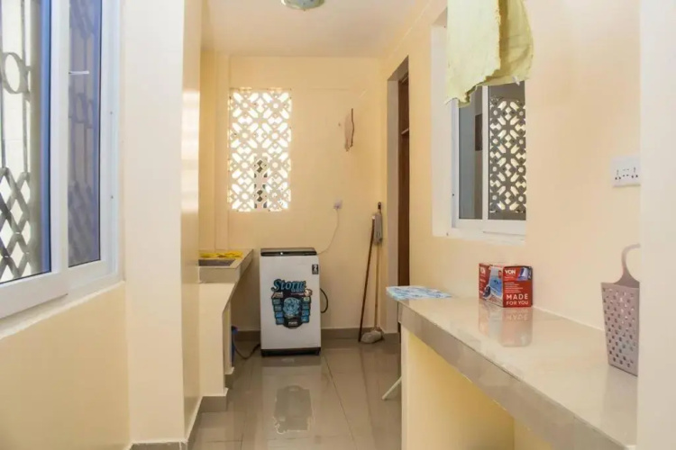 Emirates Reef Apartment 8D