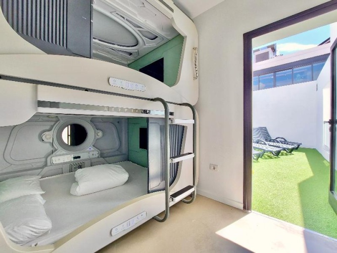 Deluxe Quadruple room