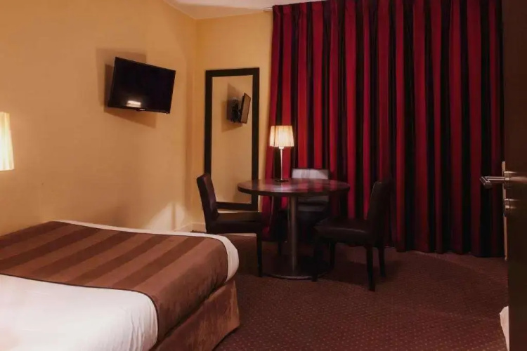 Hotel Astrid Caen centre