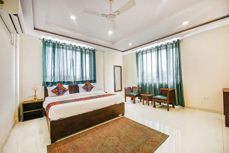 Fabhotel Jaswinder Bhawan
