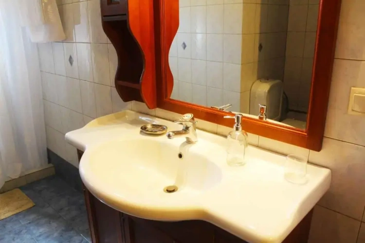 3 Bedrooms Cottage
