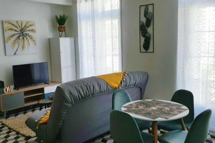 1 Bedroom Apartment