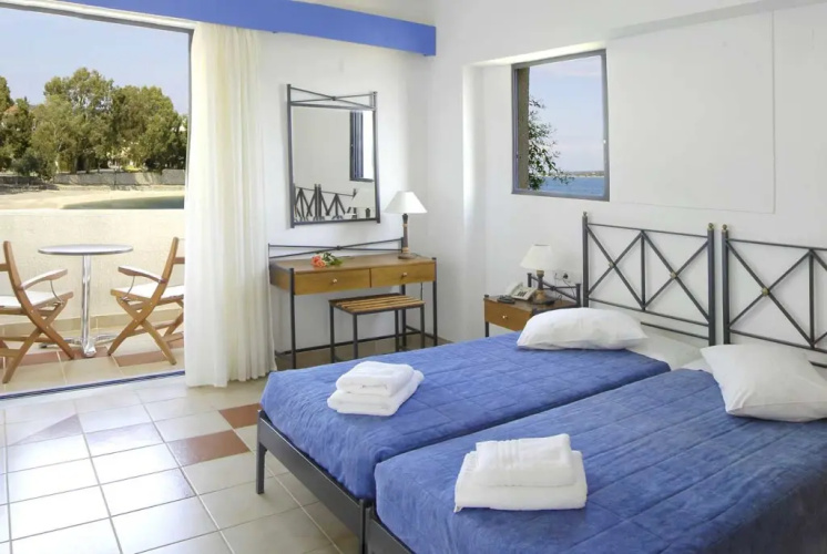 Standard Single room with garden view