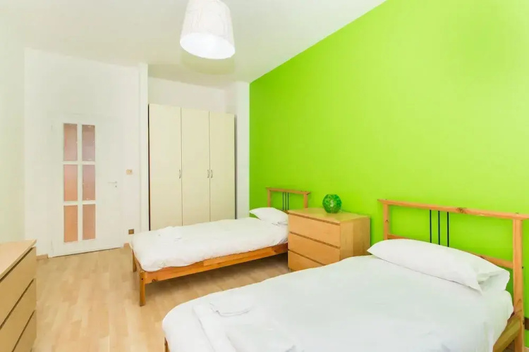 Mm Dante Colorful Apartment