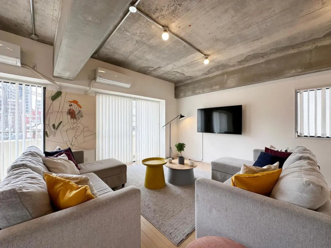 Modern Spacious Apartment Beside Peace Park 10 ppl