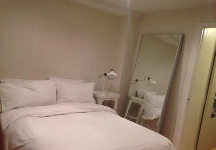 Hipster Bachelor Pads