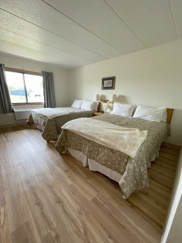 Hygge Inn & Suites