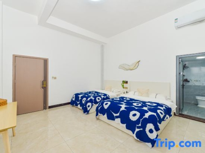 Standard Twin Family room